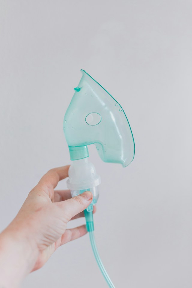 Curacare Oxygen Mask